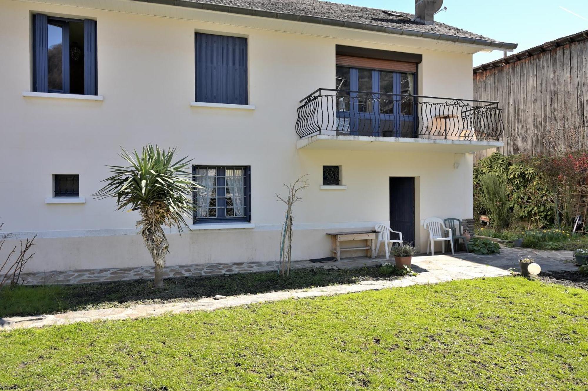 Les Rosiers Villa Bagneres-de-Luchon Exterior photo